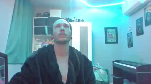 pat0666 online show from 09/26/25, 01:04