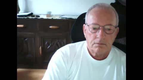 Snapshot of pat5057 chatting on 05/02/26, 09:58 Master Bates online show from 05/02/26, 09:58