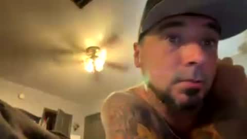 Snapshot of patebull86 chatting on 07/15/26, 05:12 meinyourwife online show from 07/15/26, 05:12