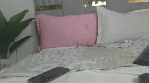 Snapshot of patie256 chatting on 03/23/26, 09:35 penny jagens online show from 03/23/26, 09:35