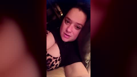 Snapshot of patri632147 chatting on 07/12/26, 02:35 patri632147 online show from 07/12/26, 02:35