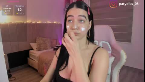 Snapshot of patricia69fox chatting on 03/17/26, 08:45 Paty online show from 03/17/26, 08:45