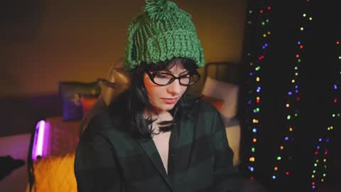 Snapshot of patricia_bennett chatting on 01/30/25, 12:18 Patricia online show from 01/30/25, 12:18