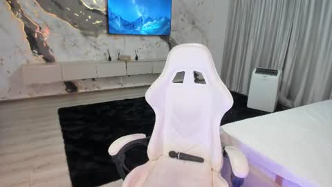 Snapshot of patriciakeys chatting on 07/07/26, 02:03 Patricia online show from 07/07/26, 02:03