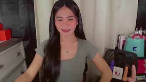 Snapshot of patricialovesyou chatting on 04/21/26, 12:11 PATRICIA online show from 04/21/26, 12:11