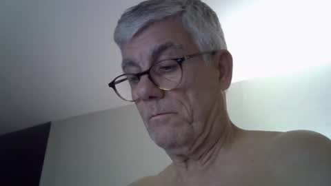 patrick5275 online show from 10/11/25, 09:13