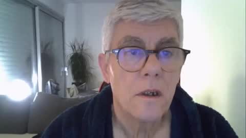 Snapshot of patrick5275 chatting on 03/06/26, 05:37 patrick5275 online show from 03/06/26, 05:37