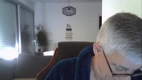 Snapshot of patrick5275 chatting on 04/11/26, 04:28 patrick5275 online show from 04/11/26, 04:28