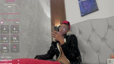 Snapshot of patrick_lovee chatting on 05/09/26, 09:25 Patrick online show from 05/09/26, 09:25