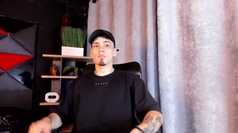 Snapshot of patrick_rouse chatting on 12/30/24, 05:44 patrick_rouse online show from 12/30/24, 05:44