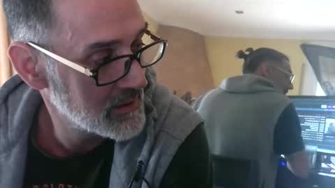 Snapshot of patricktwinslutgirl chatting on 03/29/26, 02:50 LiaSweetX online show from 03/29/26, 02:50