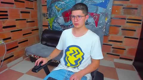 .... online show from 03/06/25, 09:42