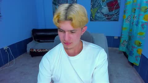 .... online show from 09/15/25, 07:08