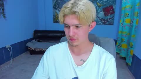 .... online show from 10/17/25, 06:54