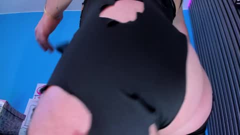 Hi  Pvt open Moans from lovense  tell me  Fav   113366 Especial level 33 online show from 02/27/25, 03:47