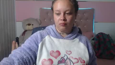 Snapshot of patty_squirt87 chatting on 01/28/25, 02:43 patty squirt87 online show from 01/28/25, 02:43