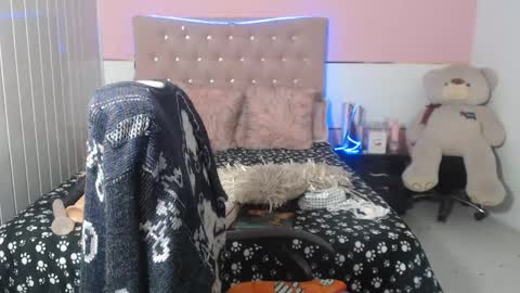 Snapshot of patty_squirt87 chatting on 02/27/25, 05:45 patty squirt87 online show from 02/27/25, 05:45