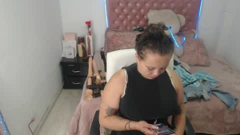 Snapshot of patty_squirt87 chatting on 06/09/26, 11:55 patty squirt87 online show from 06/09/26, 11:55