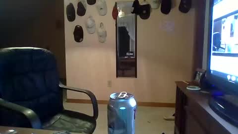 Snapshot of pattyboy1979 chatting on 10/22/25, 05:30 pattyboy1979 online show from 10/22/25, 05:30