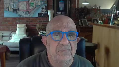 Snapshot of patvac chatting on 07/05/26, 01:45 patvac online show from 07/05/26, 01:45