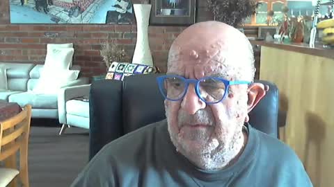Snapshot of patvac chatting on 07/17/26, 01:23 patvac online show from 07/17/26, 01:23