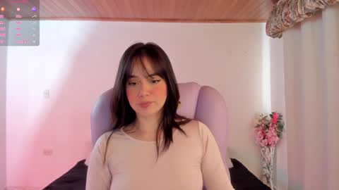 Snapshot of pau_cute chatting on 01/03/25, 03:33 Sofa online show from 01/03/25, 03:33