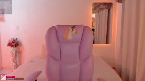 Snapshot of pau_cute chatting on 03/08/25, 04:12 Sofa online show from 03/08/25, 04:12