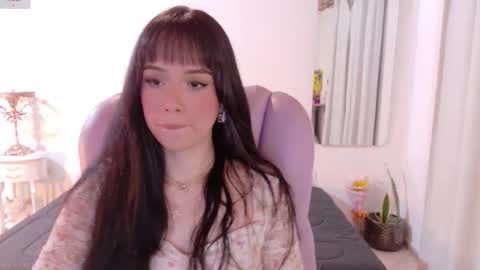 Sofa online show from 03/23/26, 04:16