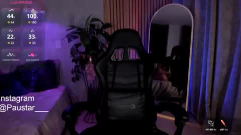 pau_star_ online show from 10/13/25, 05:29