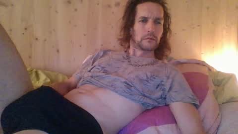 paueriwan online show from 02/08/25, 11:01