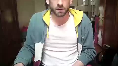 Snapshot of paul_cute6080 chatting on 04/03/26, 08:01 Paul online show from 04/03/26, 08:01