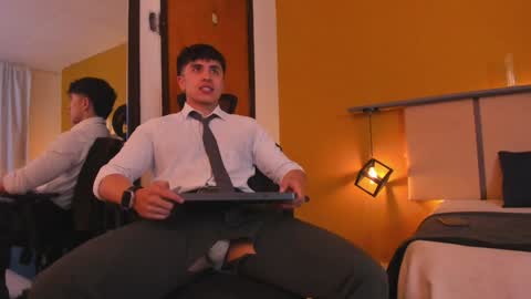 Paul online show from 12/31/24, 01:08