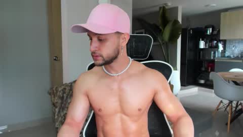 Snapshot of paul_reyborg chatting on 02/08/26, 03:37 Paul online show from 02/08/26, 03:37