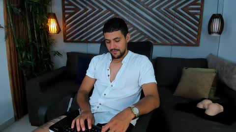 Snapshot of paul_rivera chatting on 02/12/25, 07:56 Paul Rivera online show from 02/12/25, 07:56