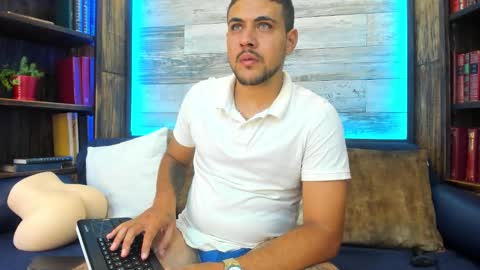 Snapshot of paul_rivera chatting on 10/12/25, 01:48 Paul Rivera online show from 10/12/25, 01:48