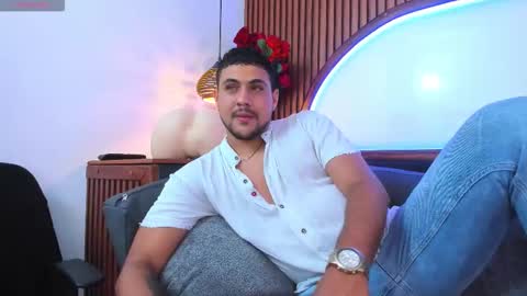 Snapshot of paul_rivera chatting on 11/20/25, 01:06 Paul Rivera online show from 11/20/25, 01:06