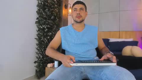 Snapshot of paul_rivera chatting on 02/04/26, 02:06 Paul Rivera online show from 02/04/26, 02:06