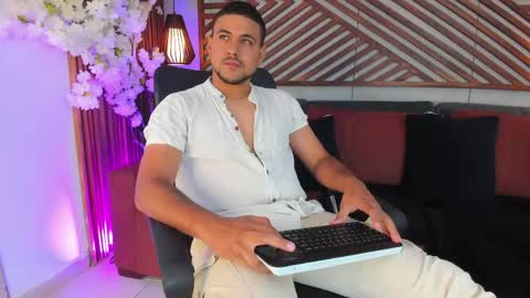 Snapshot of paul_rivera chatting on 06/02/26, 11:18 Paul Rivera online show from 06/02/26, 11:18