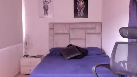 PAUL ROGER online show from 10/11/25, 03:10