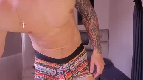 PAUL ROGER online show from 11/04/25, 12:48