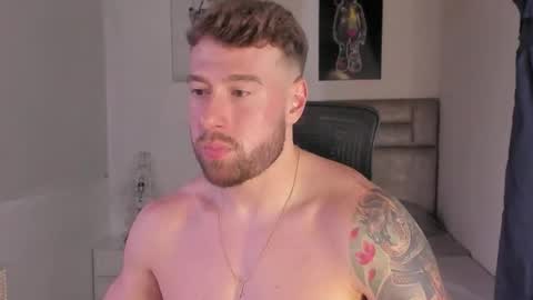 Snapshot of paul_roger chatting on 03/21/26, 10:35 PAUL ROGER online show from 03/21/26, 10:35