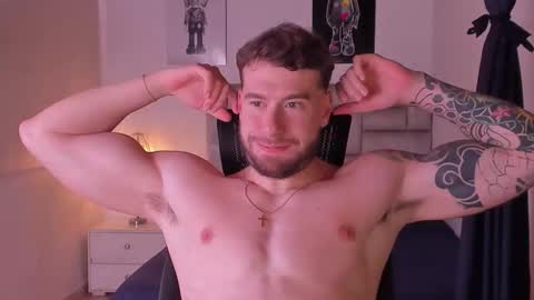 Snapshot of paul_roger chatting on 04/17/26, 09:29 PAUL ROGER online show from 04/17/26, 09:29