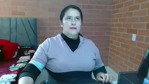 Snapshot of paula__117 chatting on 04/08/26, 09:26 paula__117 online show from 04/08/26, 09:26