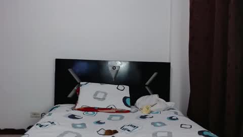 Snapshot of paula_anderson chatting on 09/13/25, 05:51 PAULA online show from 09/13/25, 05:51