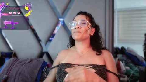 Paula online show from 10/15/25, 09:48