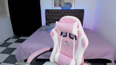 CALL ME PAULA  online show from 02/20/25, 02:02