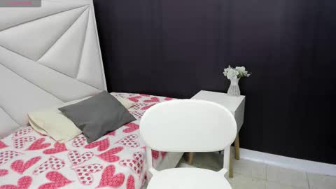 Paula online show from 09/30/25, 02:00