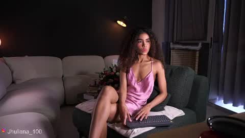 Snapshot of paulacora100 chatting on 06/21/26, 07:05 Paula online show from 06/21/26, 07:05