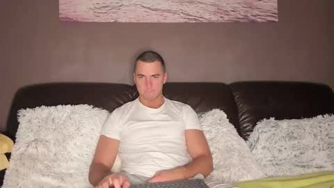 Snapshot of paulblack021 chatting on 11/01/25, 06:21 paulblack021 online show from 11/01/25, 06:21