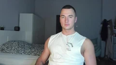 Snapshot of paulblack021 chatting on 11/17/25, 09:20 paulblack021 online show from 11/17/25, 09:20